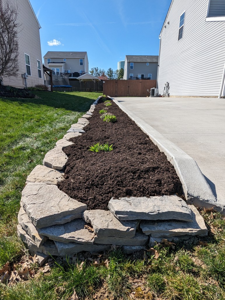 landscaping project in wadsworth fresh mulch